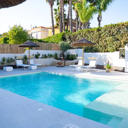 Bed & Breakfast Dimoramare Luxury Beb Pool And 4*
